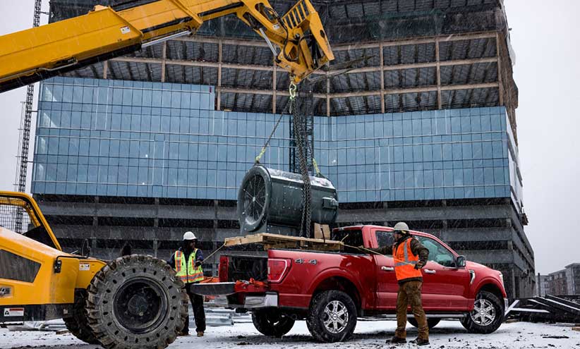 How Much Weight Can a 1/2 Ton Pickup Carry?