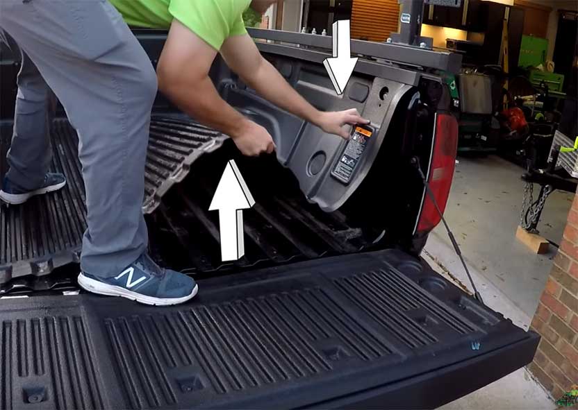 How to Remove a Plastic Drop-In Bed Liner